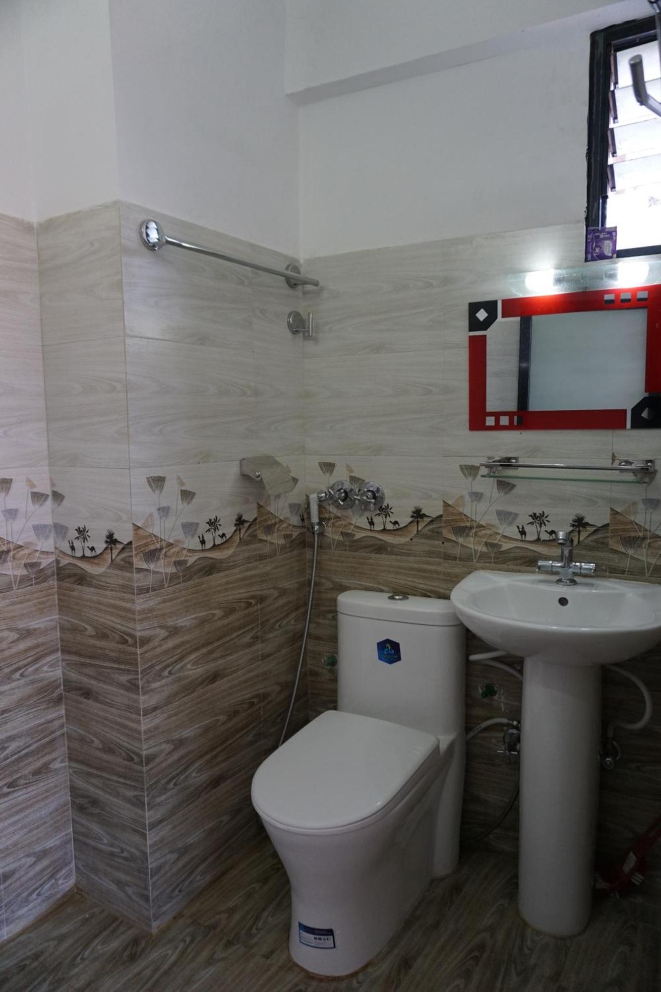 Bhattidanda Fresh & Natural Homestay ดูลิเคล ภายนอก รูปภาพ